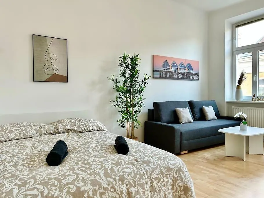 50 M2 Apartment Vienna 0*,  Austria